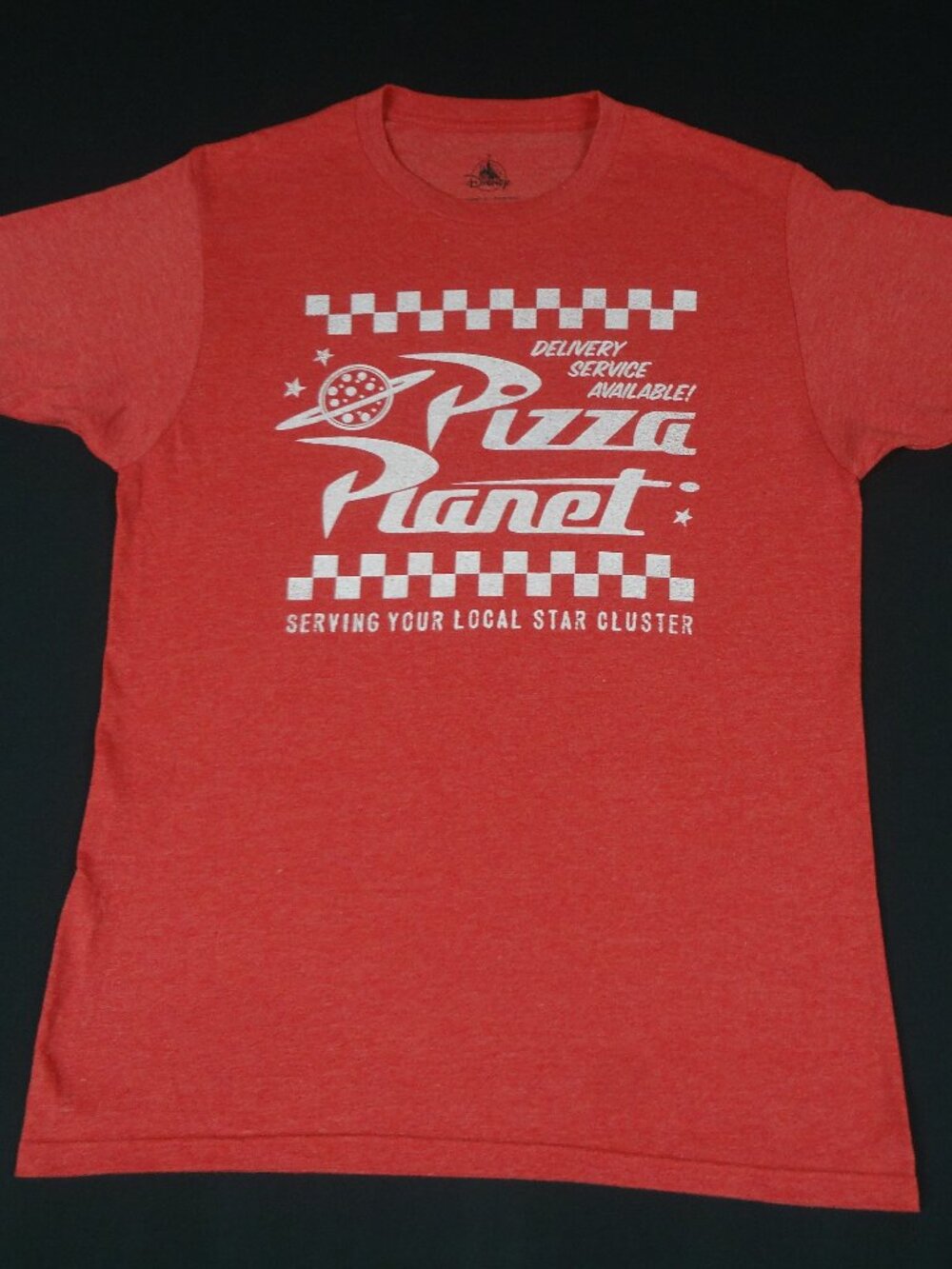 DISNEY TOY STORY PIZZA PLANET SERVING LOCAL STAR CLUSTER RED MEDIUM T-SHIRT L548